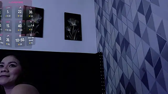 Snapshot of mamaneedsfun chatting on October 4, 12:47 pm mamaneedsfun online show from October 4, 12:47 pm