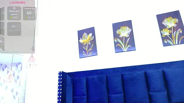 Snapshot of mamaneedsfun chatting on October 13, 1:00 pm mamaneedsfun online show from October 13, 1:00 pm