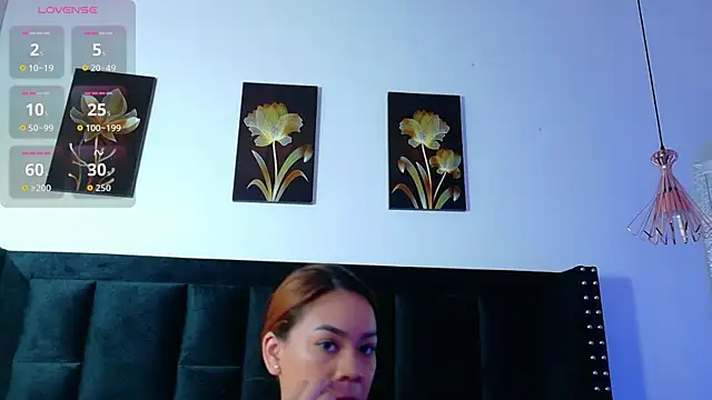Snapshot of mamaneedsfun chatting on June 30, 2:29 pm mamaneedsfun online show from June 30, 2:29 pm