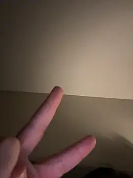 Snapshot of Mellywelly chatting on November 29, 7:11 am Mellywelly online show from November 29, 7:11 am