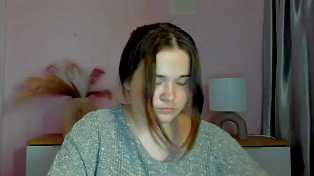 Snapshot of IsabellCharm chatting on October 14, 3:24 pm IsabellCharm online show from October 14, 3:24 pm