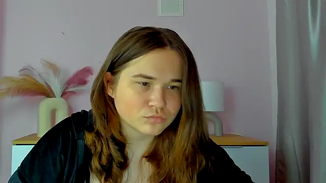 Snapshot of IsabellCharm chatting on October 21, 3:35 pm IsabellCharm online show from October 21, 3:35 pm