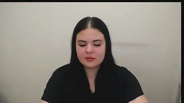 Snapshot of _Trisha_li chatting on November 5, 11:43 am Trisha li online show from November 5, 11:43 am