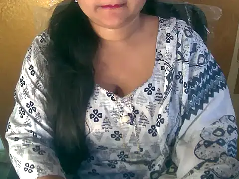 Snapshot of Saniya_K chatting on October 13, 7:19 am Saniya K online show from October 13, 7:19 am