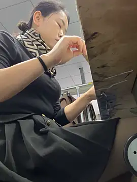 DHJM168 online show from December 2, 12:38 am