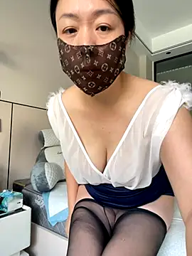 300-AMAM online show from October 12, 6:01 am