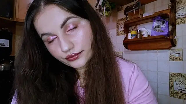 DierdreCousineau online show from October 14, 8:15 am