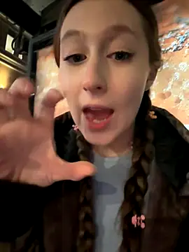 FroggyAnna online show from November 11, 3:23 pm
