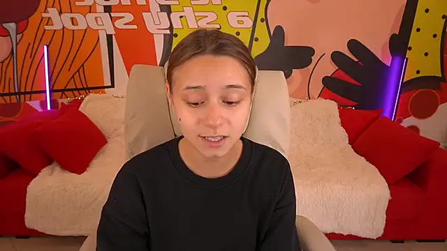 AnnaPearl online show from October 25, 1:07 pm