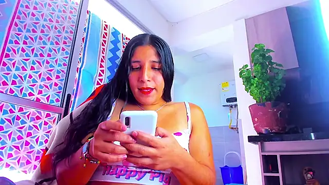 Snapshot of laura_goddess_ts chatting on September 23, 3:15 pm laura goddess ts online show from September 23, 3:15 pm