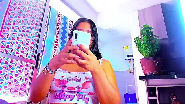 Snapshot of laura_goddess_ts chatting on October 15, 1:55 pm laura goddess ts online show from October 15, 1:55 pm