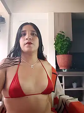 Snapshot of laura_goddess_ts chatting on October 28, 3:58 pm laura goddess ts online show from October 28, 3:58 pm