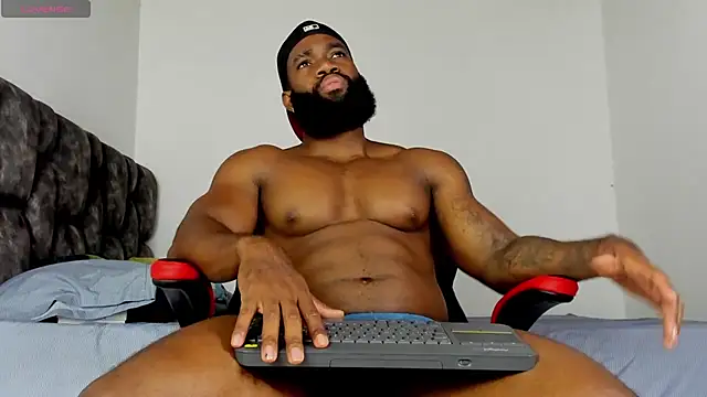Snapshot of james_musclebbc chatting on May 21, 11:56 pm james musclebbc online show from May 21, 11:56 pm