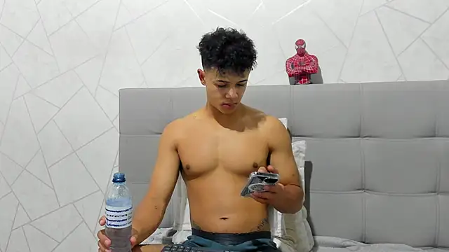 Alex Colton7 online show from September 22, 4:14 am