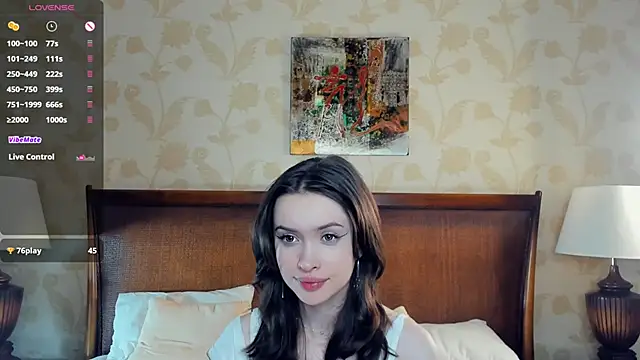 HerminePenna online show from October 13, 7:47 pm