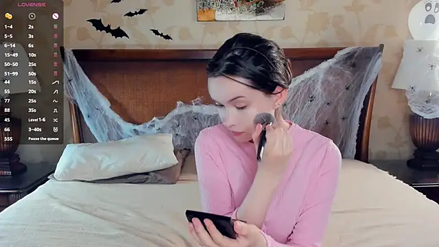 HerminePenna online show from November 1, 8:22 pm