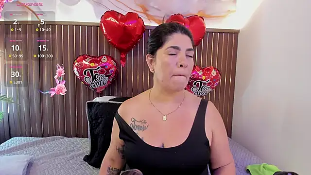 Roxie-NS online show from February 15, 12:47 pm