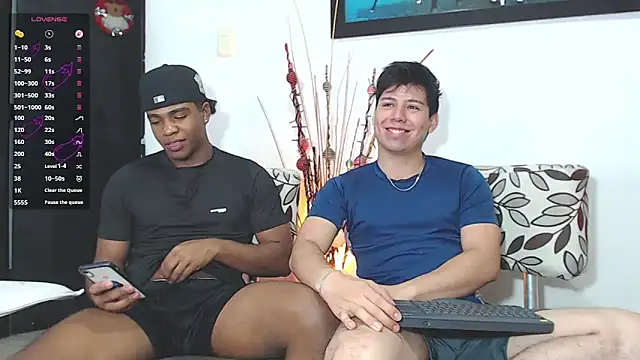 DEMOND 333 online show from December 18, 3:56 am