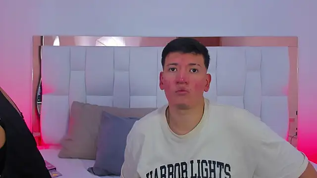 ZoeandEthan online show from September 26, 6:34 pm