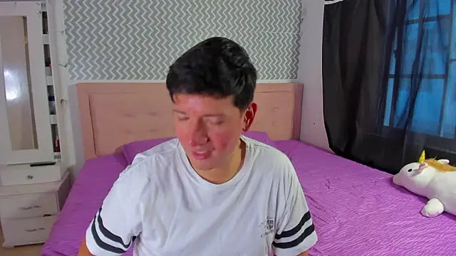 ZoeandEthan online show from January 17, 8:56 pm