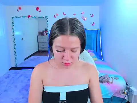 Luna Analya online show from September 24, 11:46 am