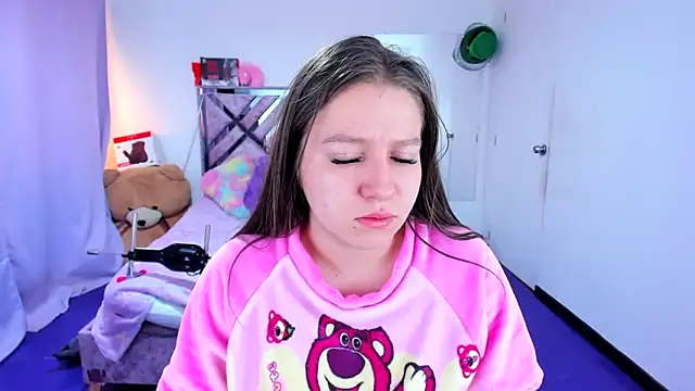 Luna Analya online show from April 1, 1:41 pm