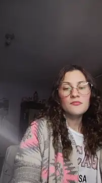 Snapshot of lindasyt chatting on March 2, 3:09 am lindasyt online show from March 2, 3:09 am