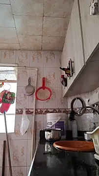 Snapshot of lindasyt chatting on March 15, 4:02 pm lindasyt online show from March 15, 4:02 pm