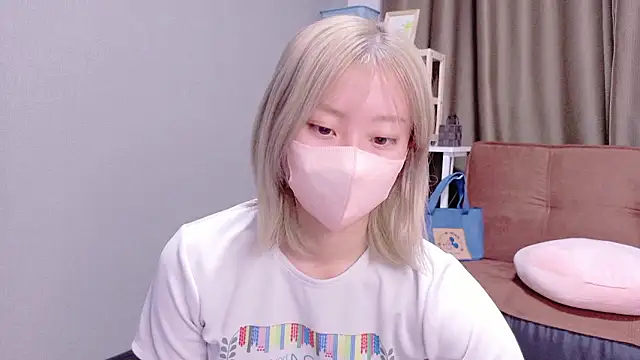 Nana  ch online show from November 8, 3:39 am