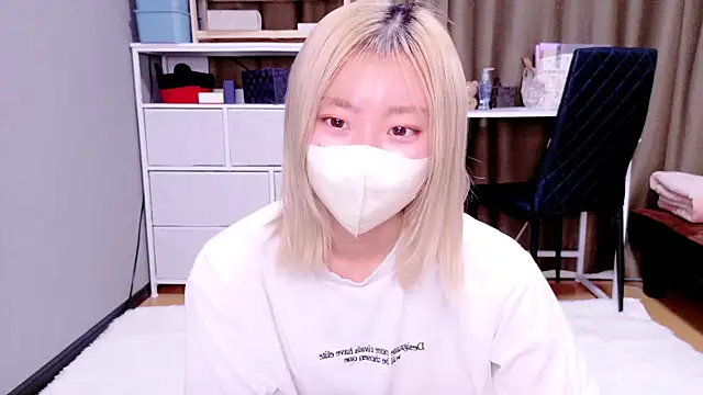 Nana  ch online show from December 3, 5:48 am