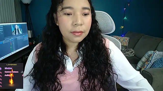 Snapshot of SHEILYN_ chatting on March 20, 3:44 am SHEILYN online show from March 20, 3:44 am