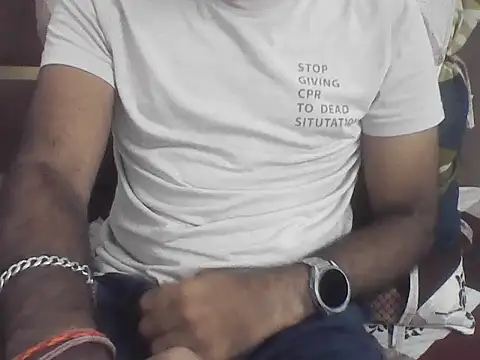 Snapshot of joshisdwe chatting on November 4, 6:40 pm joshisdwe online show from November 4, 6:40 pm