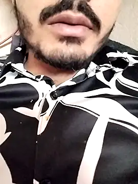 Hotyy subhu online show from October 12, 3:00 pm