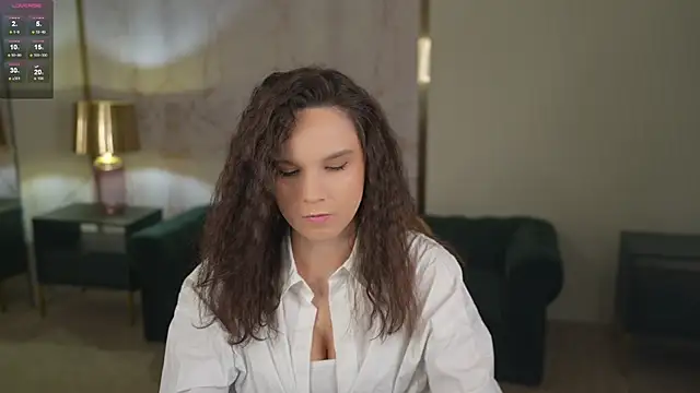 Snapshot of Cleo054 chatting on March 21, 3:37 pm Cleo054 online show from March 21, 3:37 pm