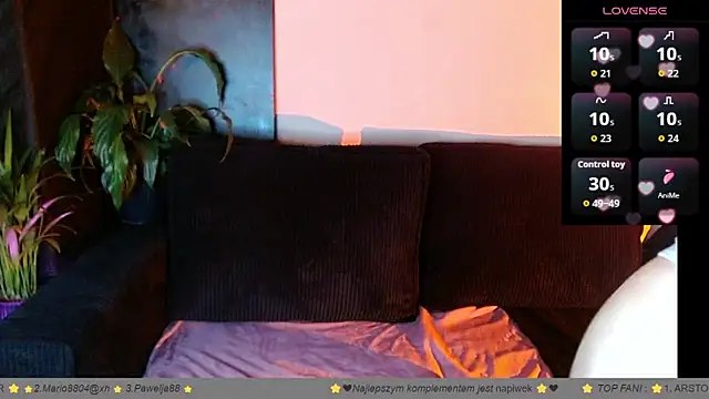 Snapshot of __Leyla__ chatting on April 7, 6:08 pm Leyla online show from April 7, 6:08 pm