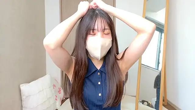 Snapshot of riri__nyan_o0 chatting on April 20, 5:10 am riri nyan o0 online show from April 20, 5:10 am