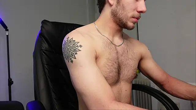 Ethan Fyre online show from October 9, 8:18 pm