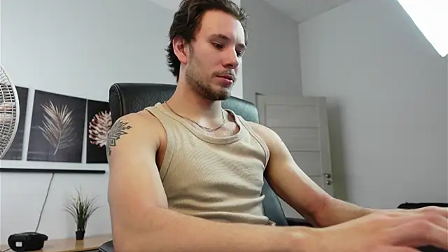 Ethan Fyre online show from October 11, 9:41 am