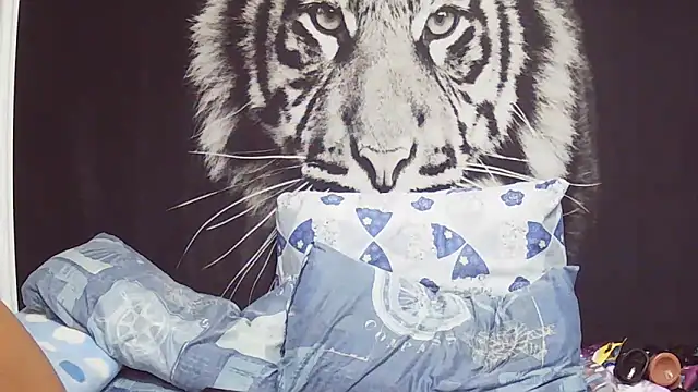 Snapshot of SweetPortableAmber chatting on March 10, 10:59 pm SweetPortableAmber online show from March 10, 10:59 pm