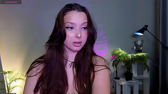 Lucy louras online show from October 1, 12:00 pm