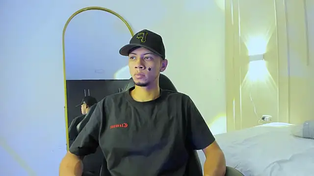 DustinandJordan online show from February 10, 9:52 pm