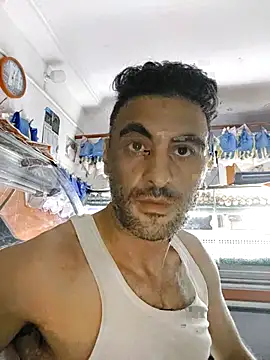 Snapshot of mahdiDido chatting on September 21, 11:28 pm mahdiDido online show from September 21, 11:28 pm