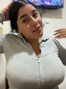 Tokio Sakura online show from February 6, 9:07 pm