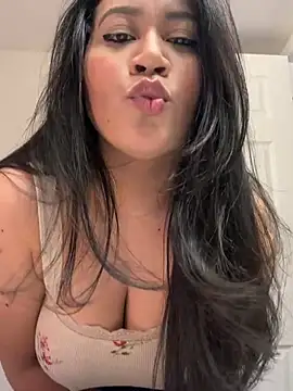 Myonlyprincess1 online show from March 24, 6:07 am