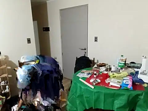 Gato2025perro online show from December 15, 2:16 am