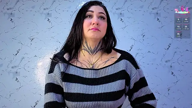 Snapshot of andrea_miller1 chatting on February 18, 2:40 am andrea miller1 online show from February 18, 2:40 am