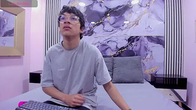 Desire Ecstasy online show from October 22, 1:33 pm