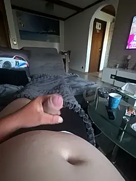 bigdicksklave online show from May 18, 5:52 pm