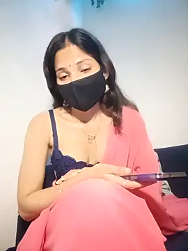 TheSassyGirl7 online show from November 3, 6:31 pm