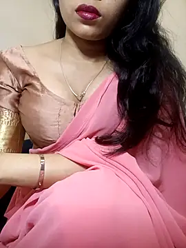 TheSassyGirl7 online show from February 3, 7:19 pm